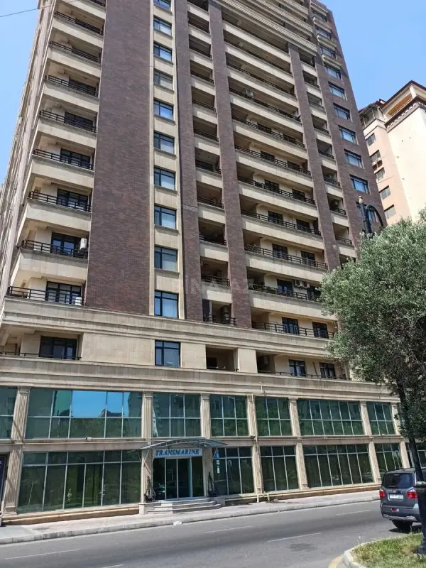 Kirayə verilir obyekt 1287 m²