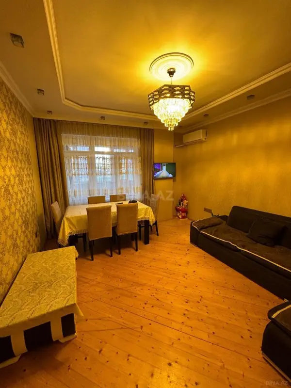 Satılır 2 otaqlı mənzil 70 m²