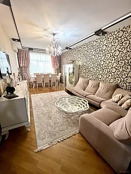 Satılır 3 otaqlı mənzil 119 m² — Bakı, İnşaatçılar 3 otaq 119.00 m²