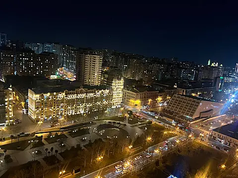Kirayə verilir 3 otaqlı mənzil 123 m² — Bakı 3 otaq 123.00 m²