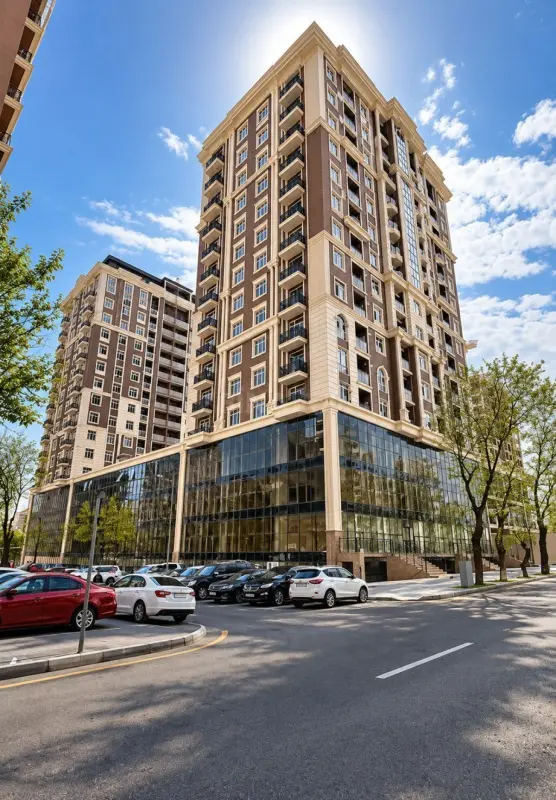 Satılır 4 otaqlı mənzil 133.8 m²