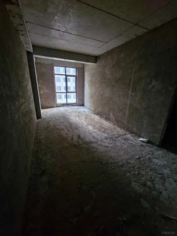 Satılır 2 otaqlı mənzil 84 m²