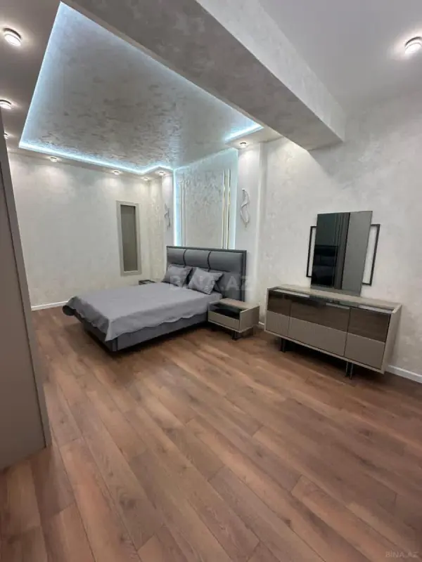 Kirayə verilir 3 otaqlı mənzil 100 m²