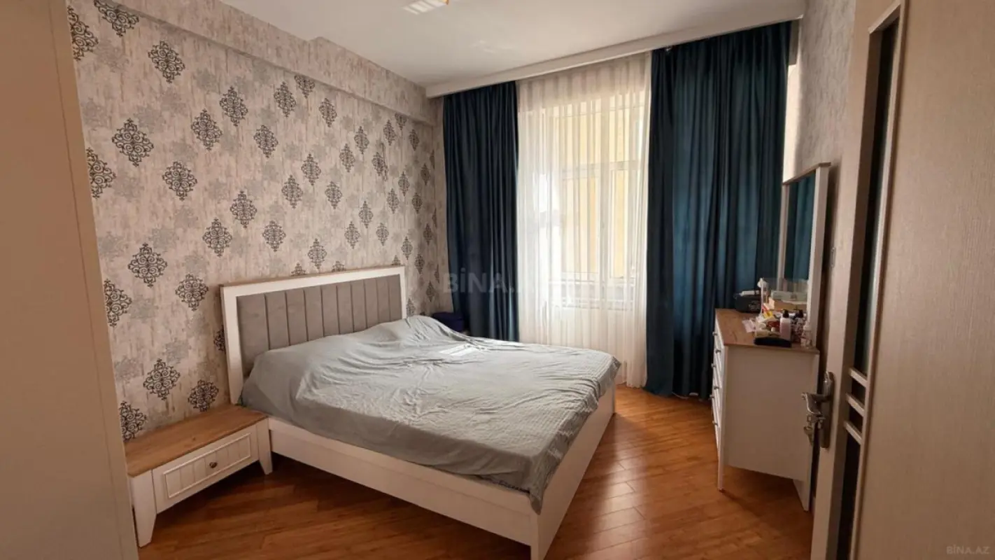 Kirayə verilir 2 otaqlı mənzil 70 m²