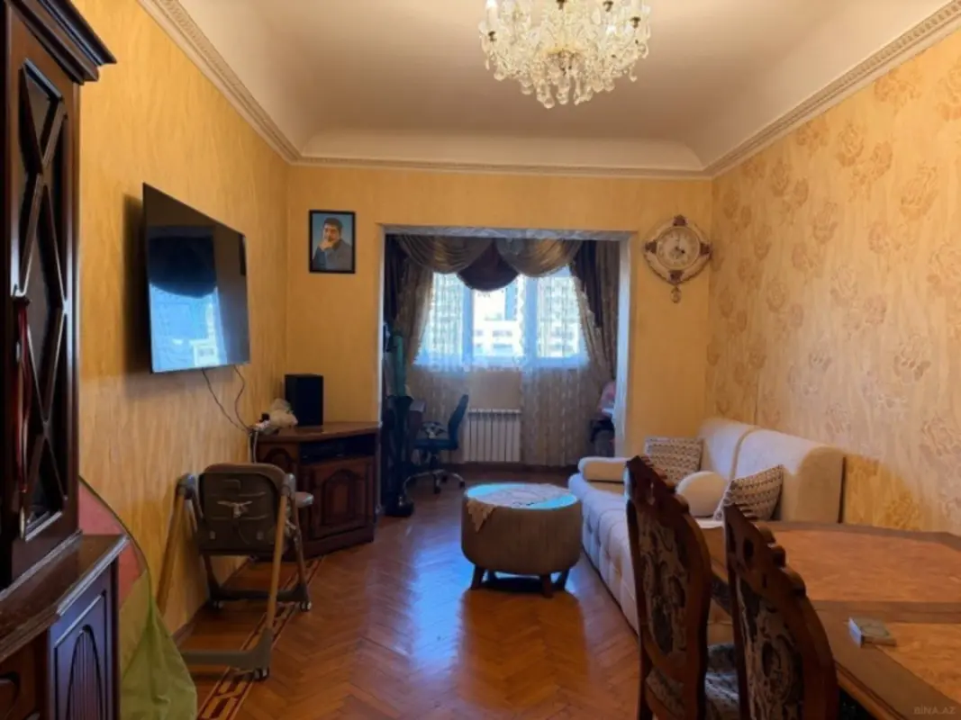 Satılır 2 otaqlı mənzil 65 m²