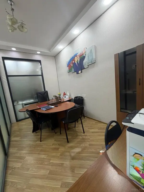 Kirayə verilir 1 otaqlı ofis 9 m²