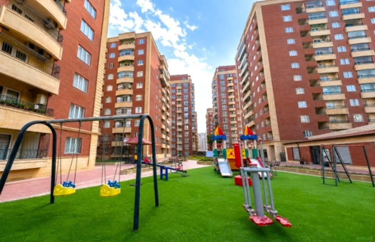 Satılır 3 otaqlı mənzil 95 m²