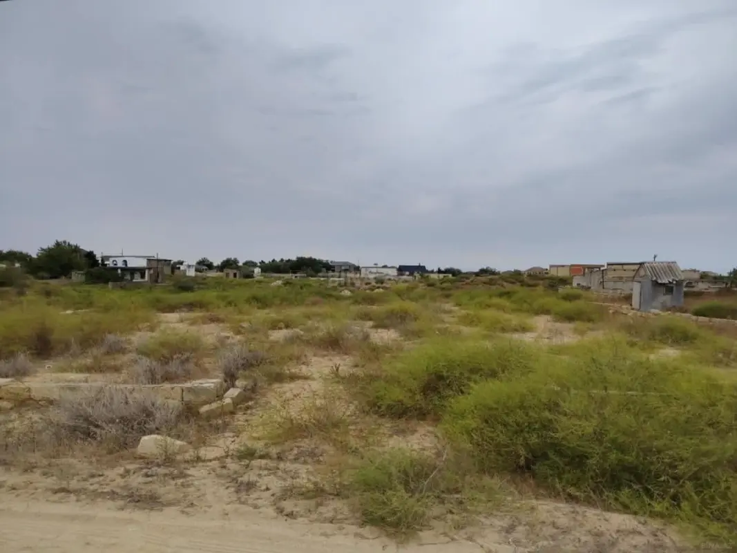 Satılır torpaq sahəsi 12 m²