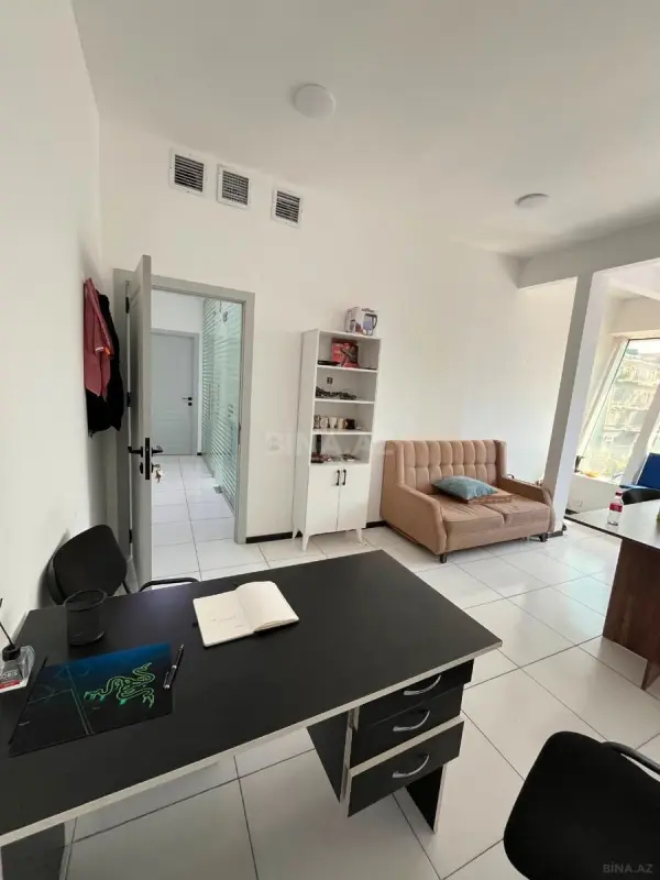 Kirayə verilir 1 otaqlı ofis 25 m²