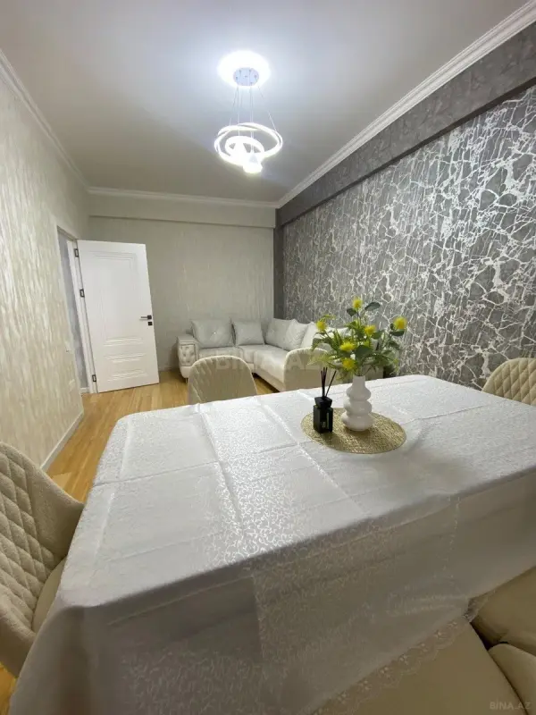 Satılır 2 otaqlı mənzil 62 m²