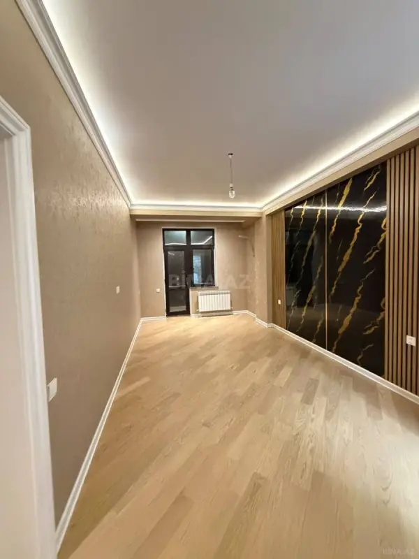Satılır 3 otaqlı mənzil 150 m²
