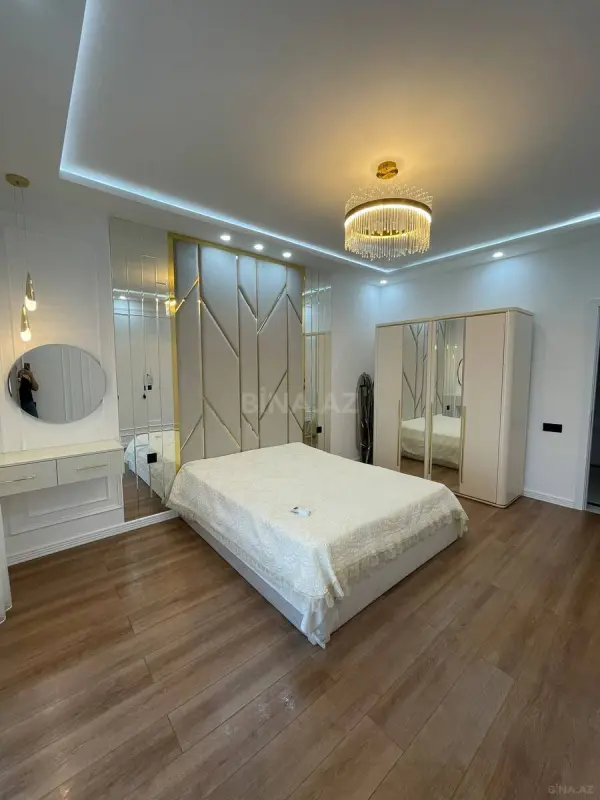 Kirayə verilir 3 otaqlı mənzil 148 m²