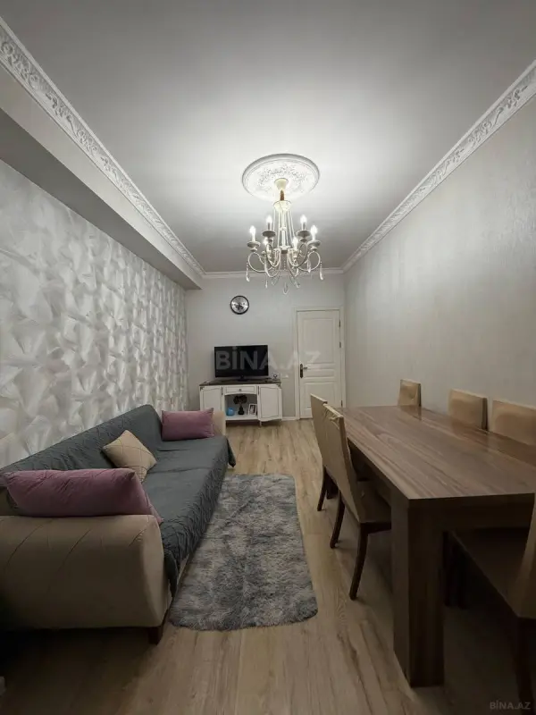 Satılır 2 otaqlı mənzil 70 m²