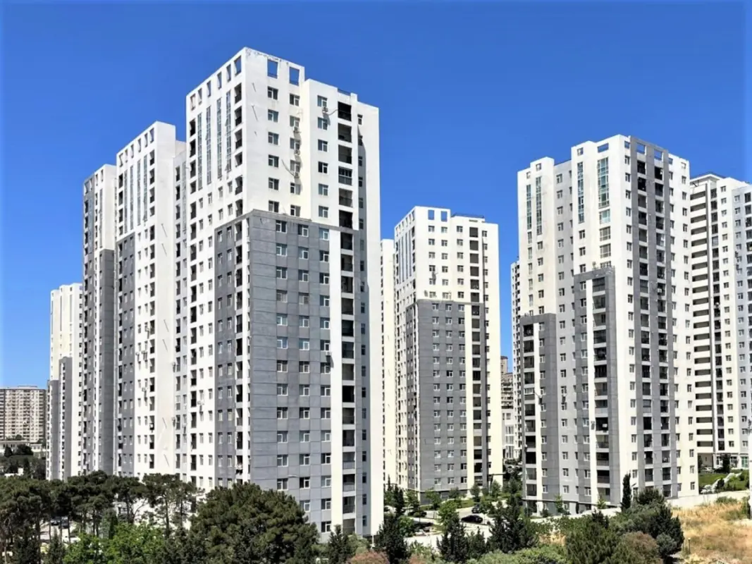 Satılır 3 otaqlı mənzil 95 m²