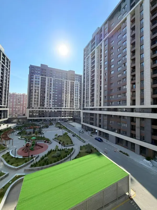 Satılır 3 otaqlı mənzil 128 m²