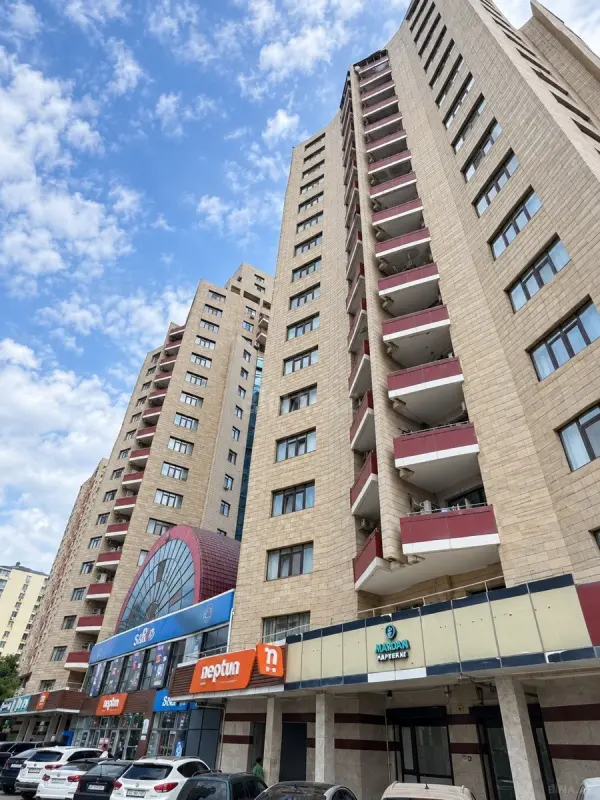 Satılır 3 otaqlı mənzil 68 m²
