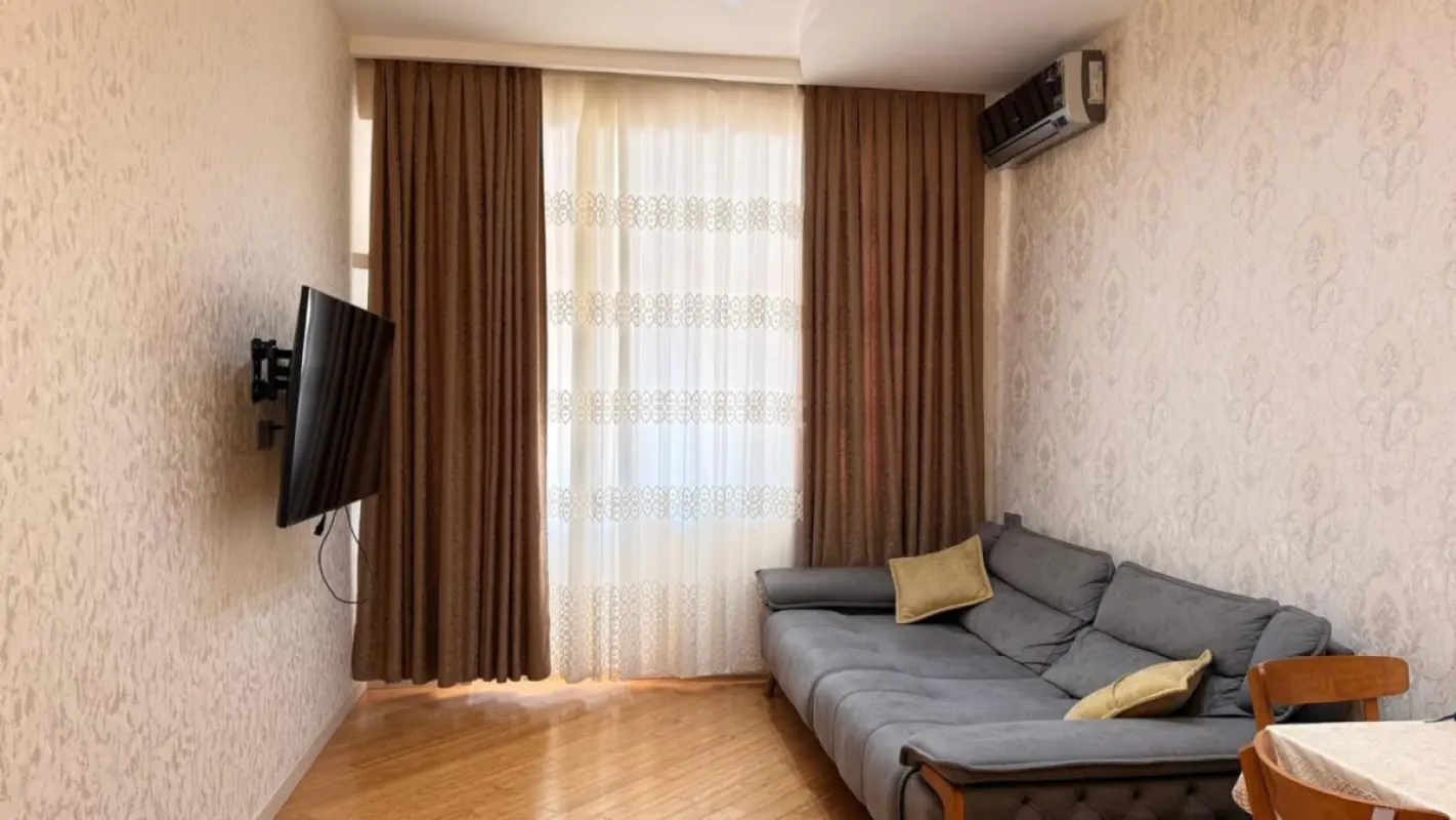 Kirayə verilir 2 otaqlı mənzil 69 m²