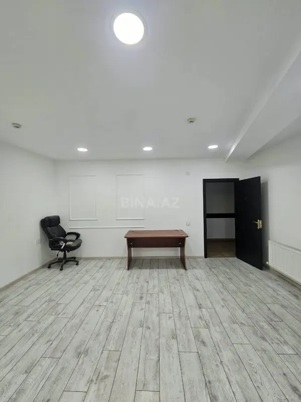 Kirayə verilir 1 otaqlı ofis 26 m²