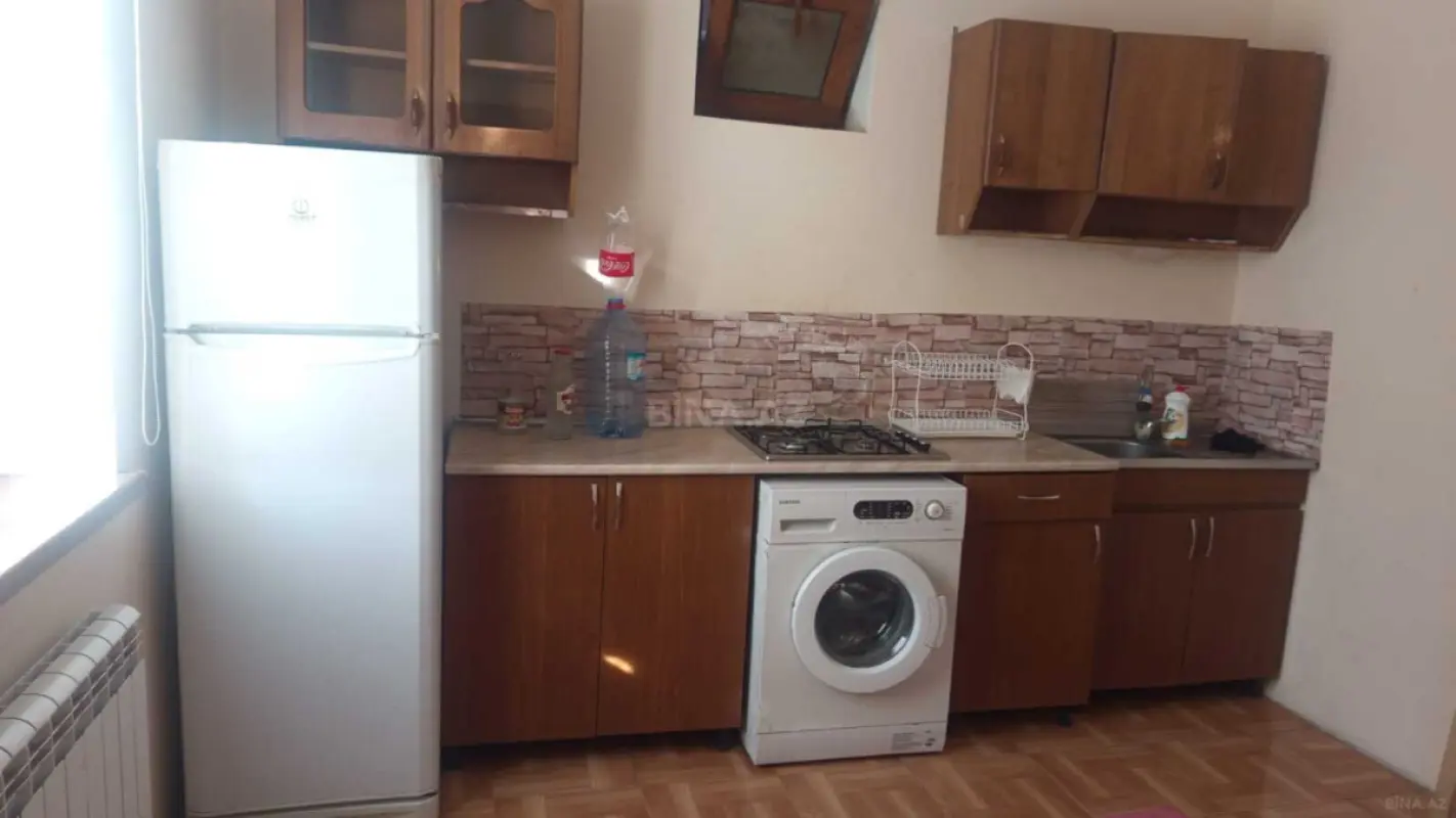 Kirayə verilir 2 otaqlı həyət evi 70 m²