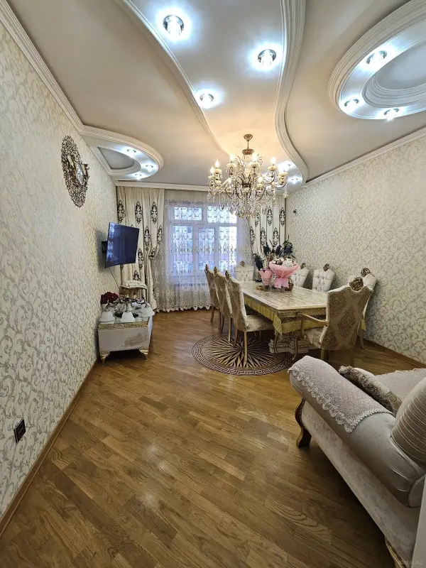 Satılır 3 otaqlı mənzil 85 m²