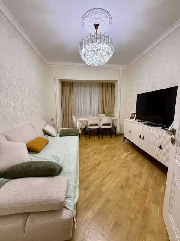 Satılır 3 otaqlı mənzil 75 m²
