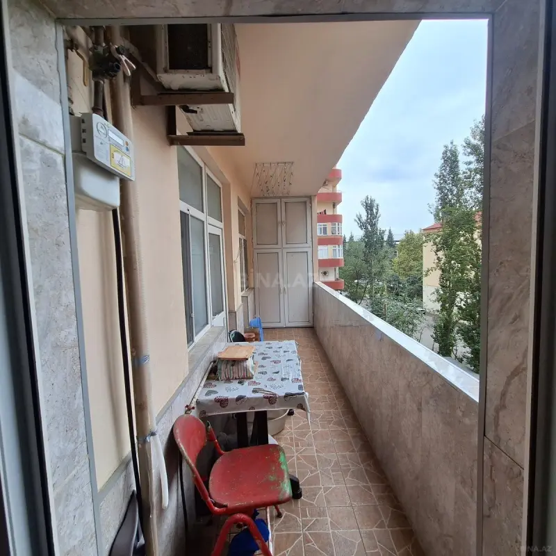 Satılır 3 otaqlı mənzil 114 m²