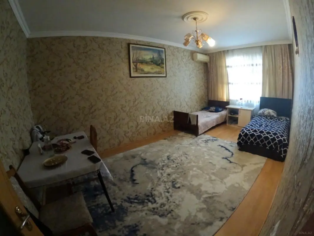 Satılır 2 otaqlı mənzil 70 m²