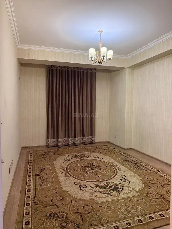Kirayə verilir 4 otaqlı mənzil 100 m²