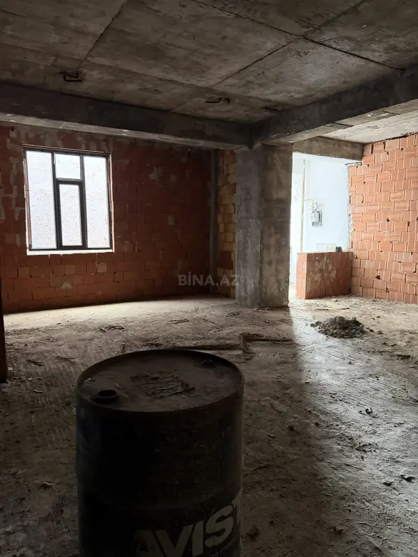 Satılır 2 otaqlı mənzil 88 m²