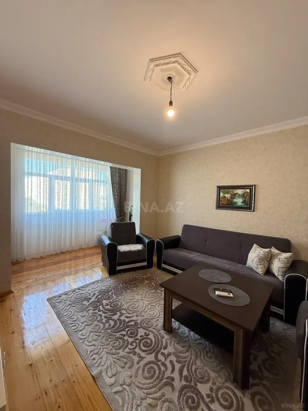 Kirayə verilir 2 otaqlı mənzil 65 m²