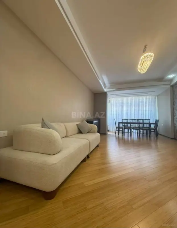 Kirayə verilir 4 otaqlı mənzil 170 m²