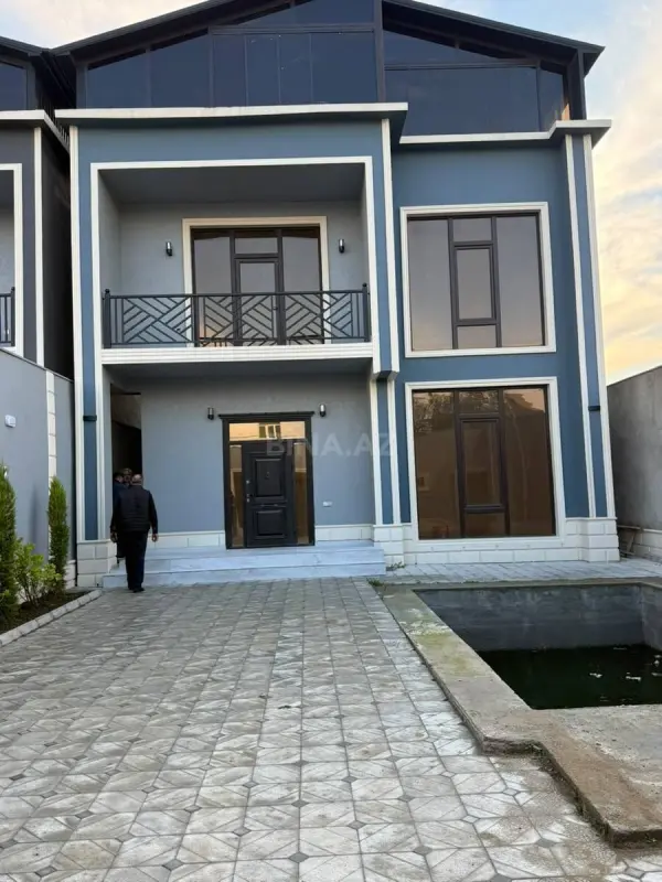 Satılır 4 otaqlı həyət evi 160 m²