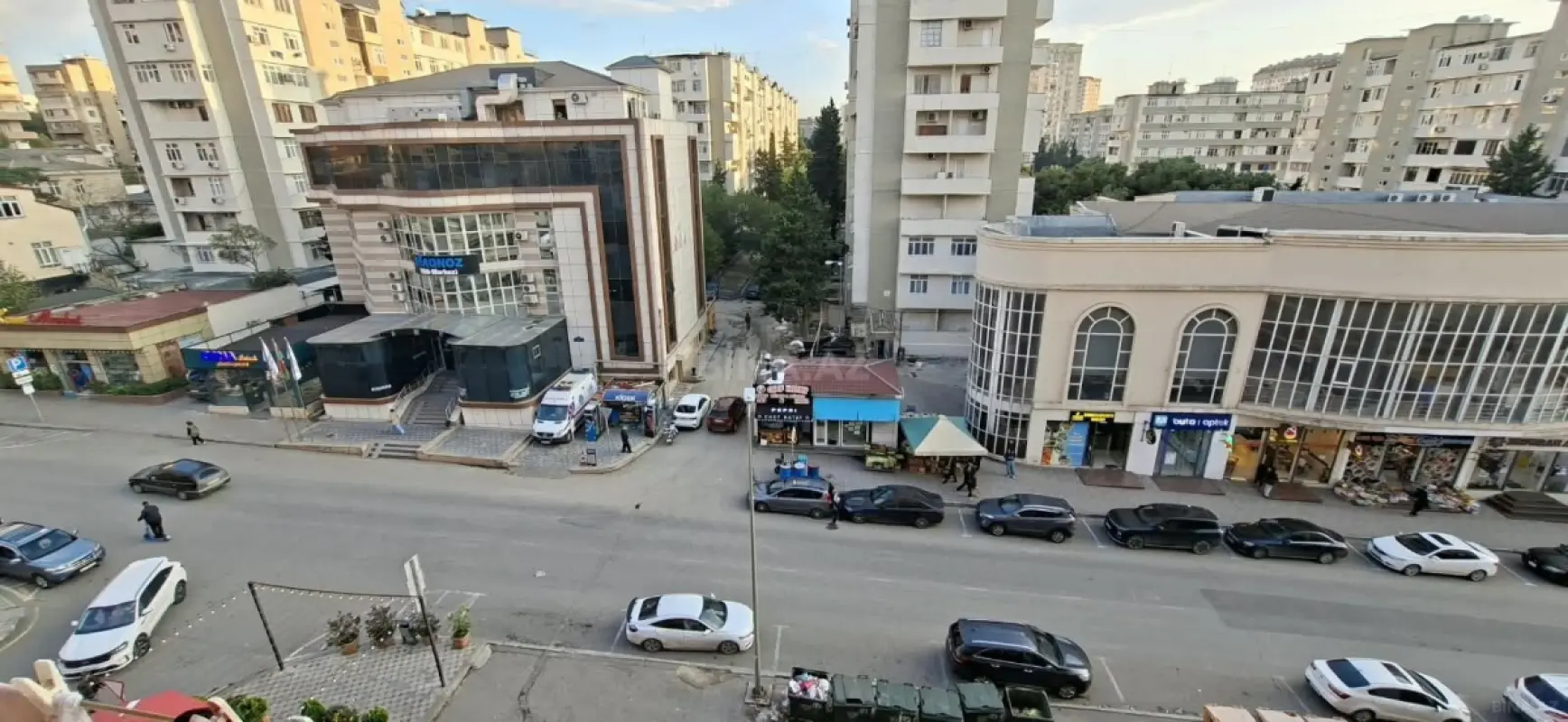 Satılır 2 otaqlı mənzil 51.5 m²