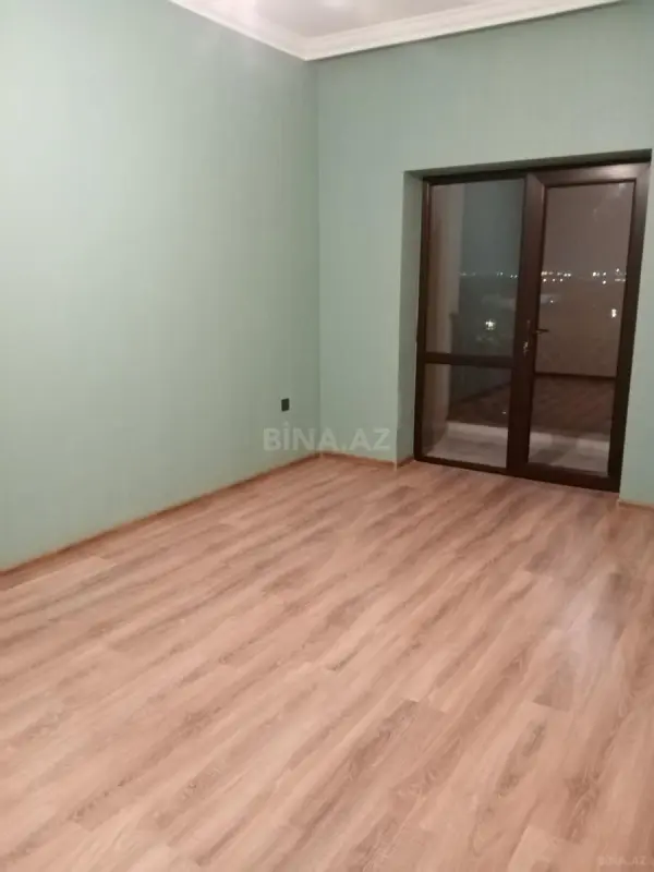 Satılır 3 otaqlı mənzil 81 m²