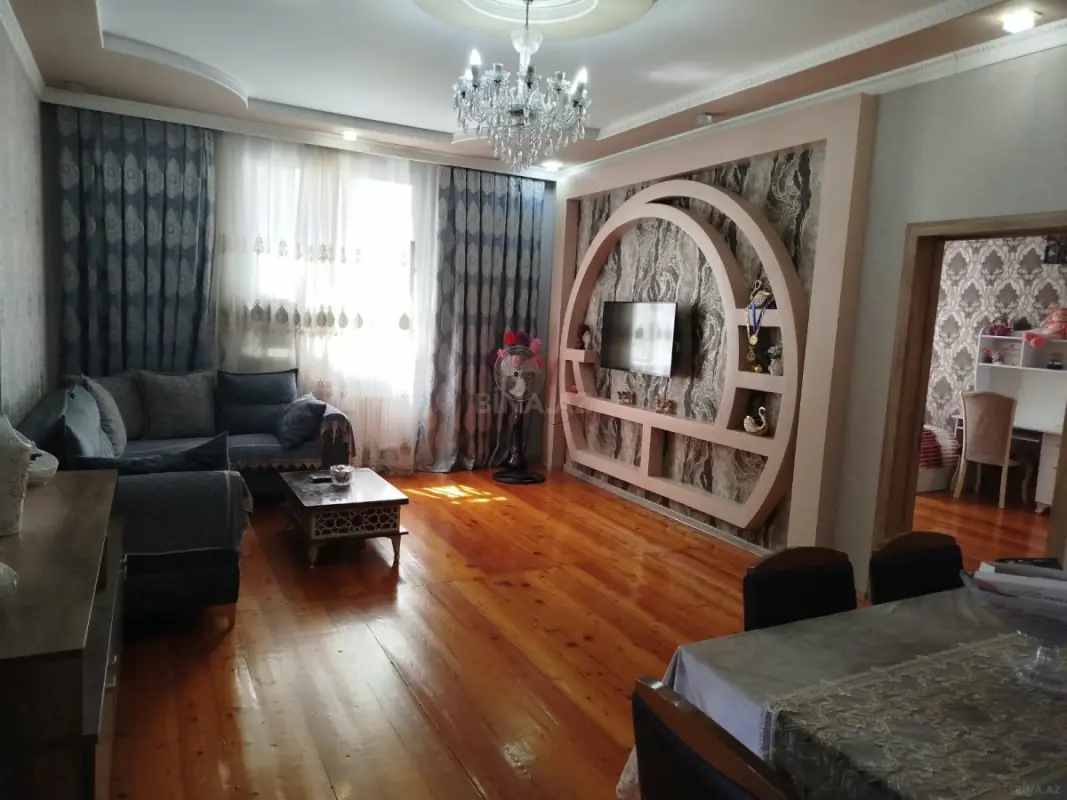 Satılır 4 otaqlı həyət evi 130 m²