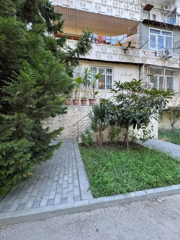 Satılır 3 otaqlı mənzil 78 m²