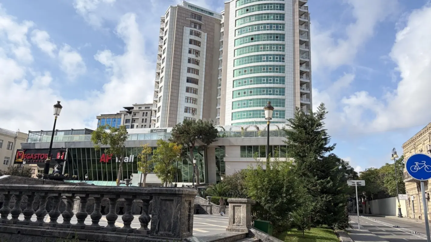 Kirayə verilir 3 otaqlı mənzil 76 m²