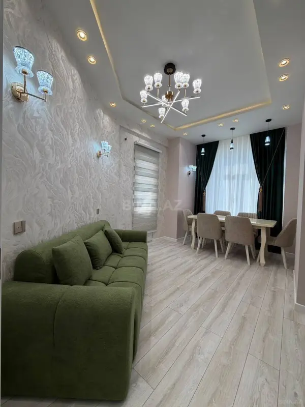 Satılır 2 otaqlı mənzil 78 m²