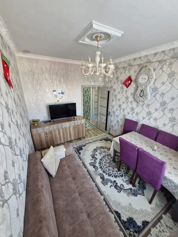 Satılır 2 otaqlı mənzil 55 m²