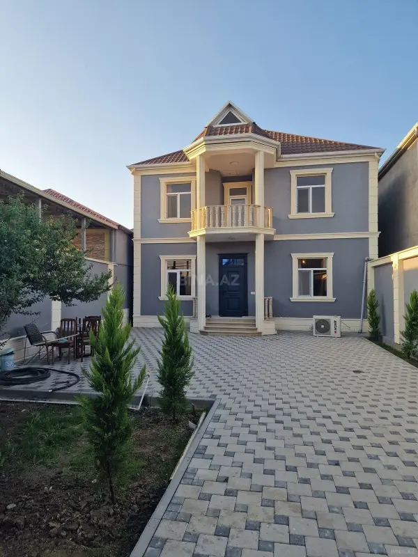 Satılır 6 otaqlı həyət evi 184 m²