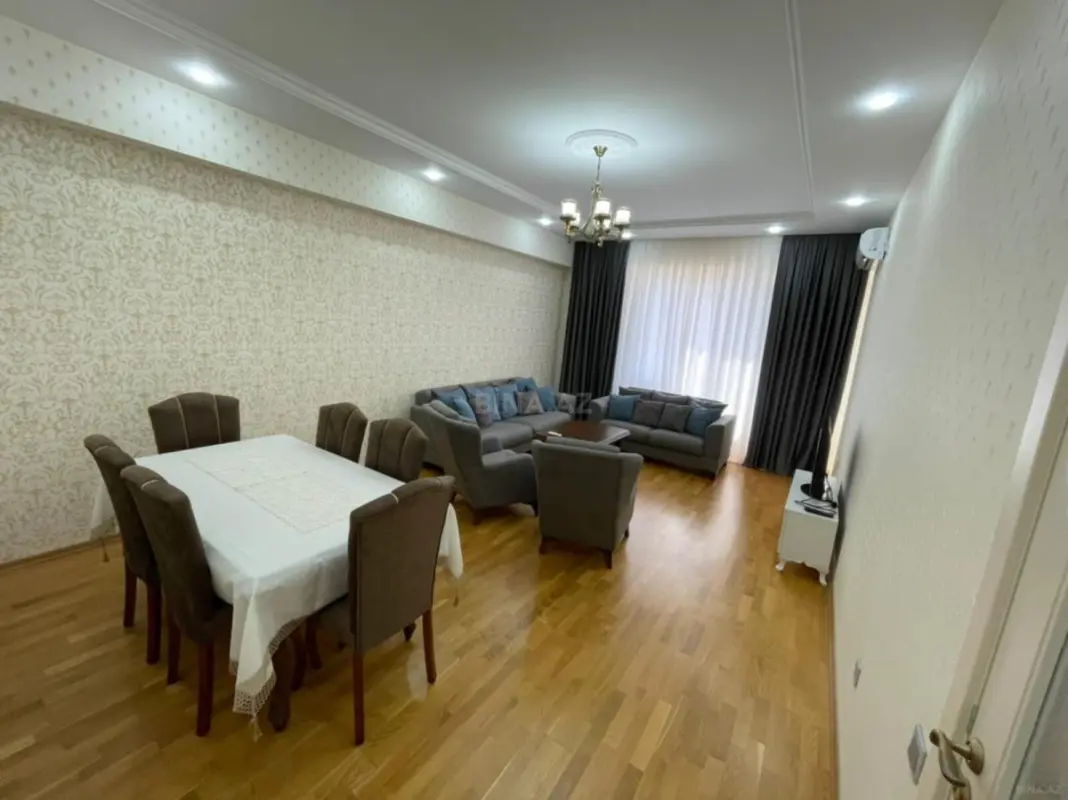 Kirayə verilir 2 otaqlı mənzil 80 m²