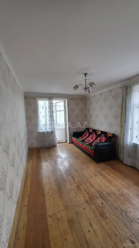 Satılır 1 otaqlı mənzil 40 m²