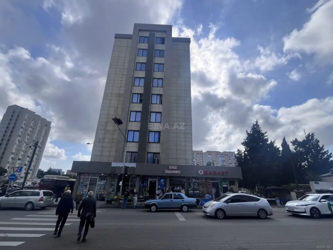 Satılır obyekt 150 m²