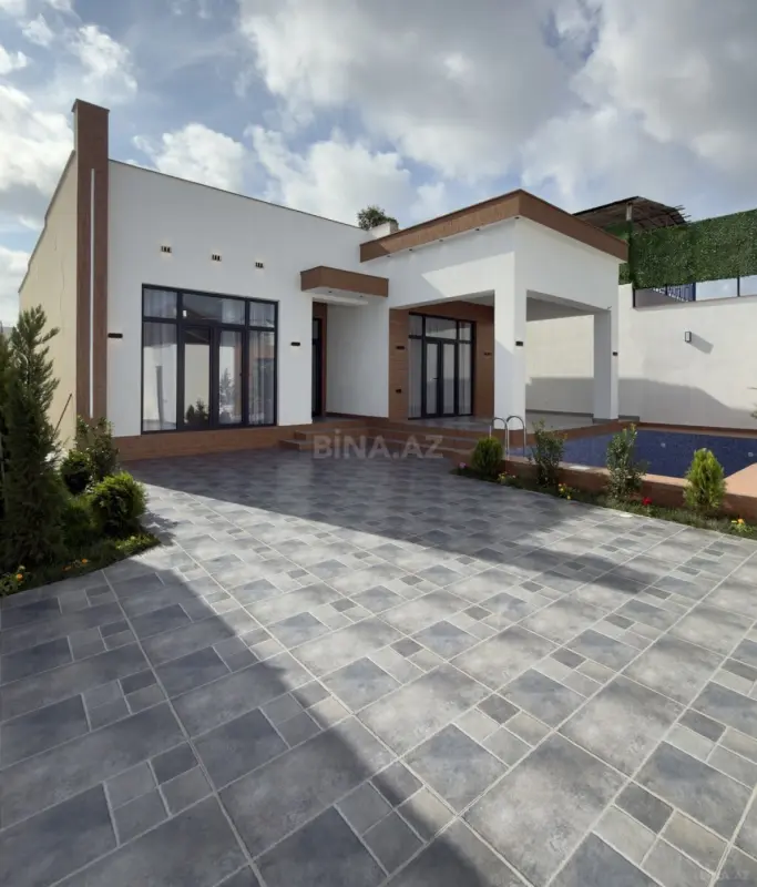 Satılır 4 otaqlı həyət evi 160 m²