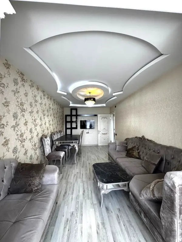 Kirayə verilir 2 otaqlı mənzil 75 m²