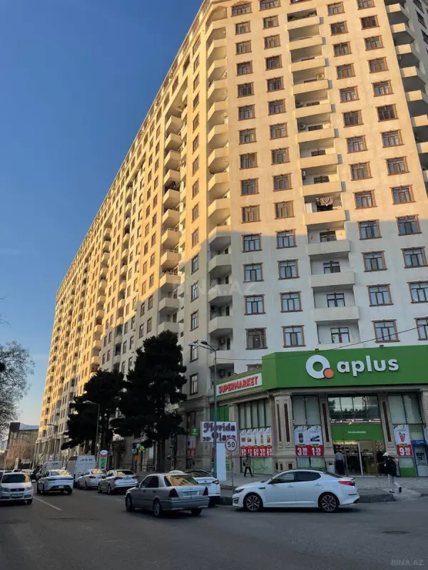 Kirayə verilir obyekt 270 m²