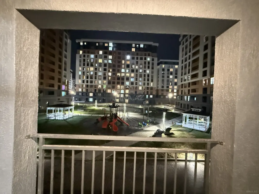 Satılır 3 otaqlı mənzil 95 m²