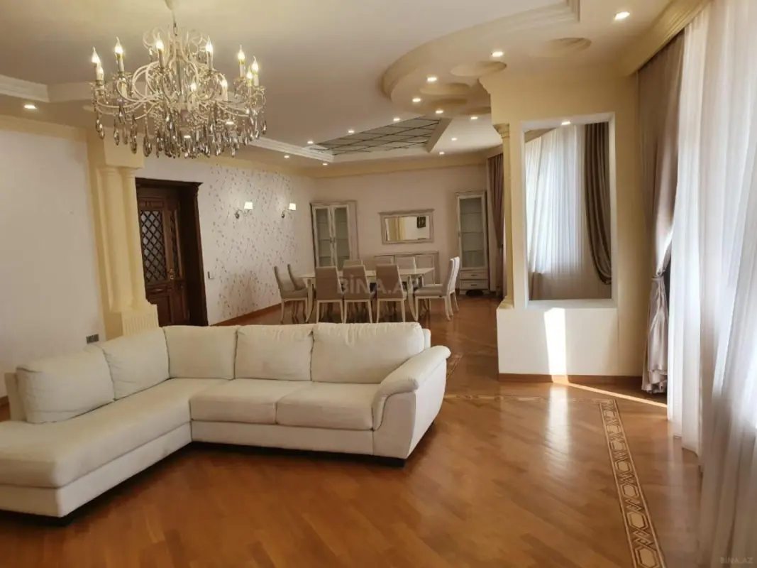 Kirayə verilir 3 otaqlı mənzil 280 m²