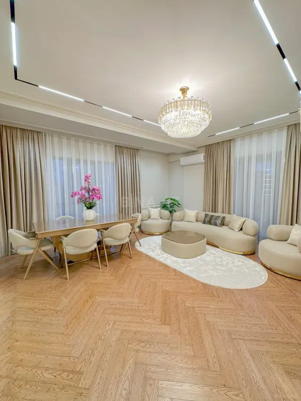 Satılır 3 otaqlı mənzil 128 m²