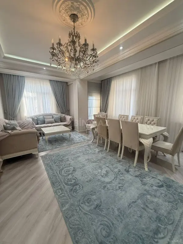 Kirayə verilir 4 otaqlı mənzil 175 m²